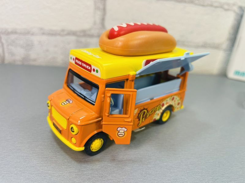 Машинка фудтрак Catering Truck Піца 1:36 інерційна, світло, звук, Y66-Q1294 фото