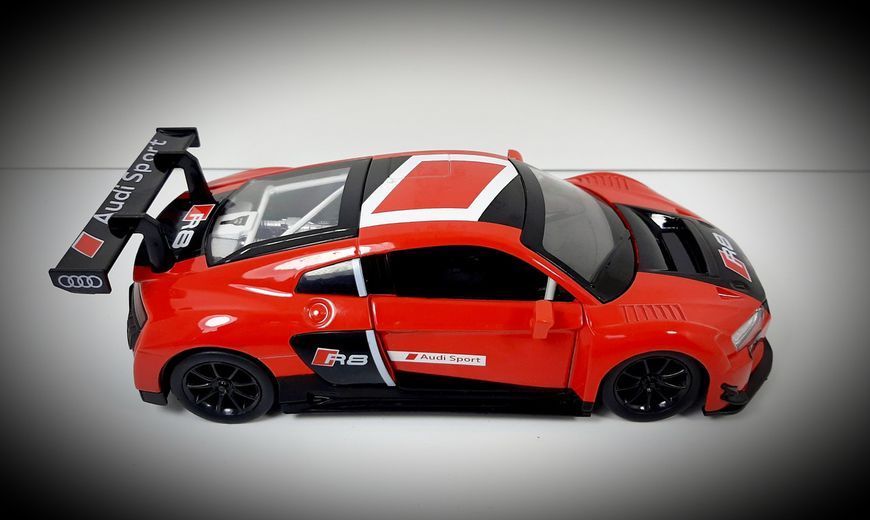 Машина Автопром 1:24 "AUDI R8 LMS", світло,звук, метал, арт.68262А 68262А фото
